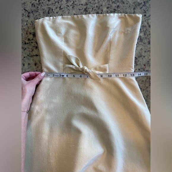 Women’s Lynn Lugo, buttercream raw silk a line strapless dress size 4 - Picture 6 of 8